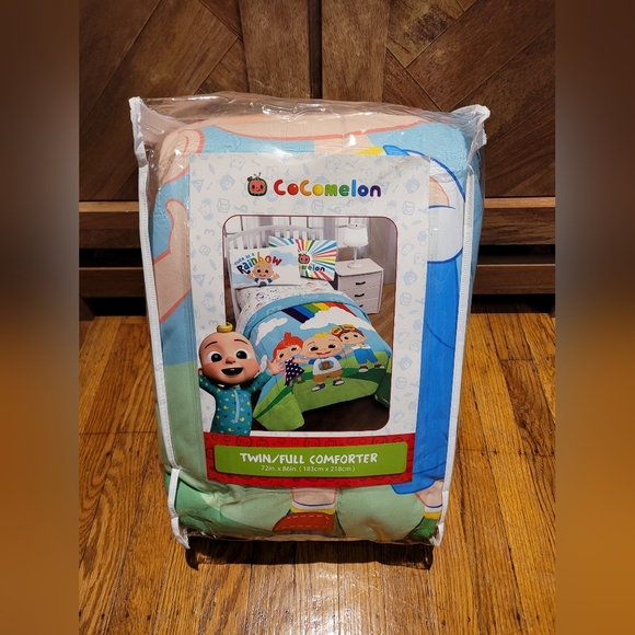 Cocomelon Twin/Full Comforter - Picture 2 of 3